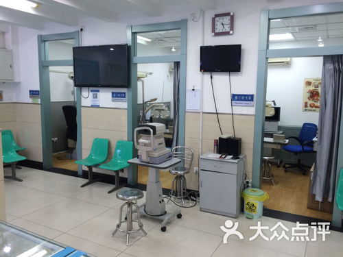 專業(yè)與精準(zhǔn) 青島眼科醫(yī)院驗(yàn)光配鏡中心店的驗(yàn)光配鏡體驗(yàn)